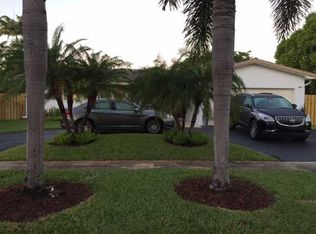 3880 N 49th Ave, Hollywood, FL 33021