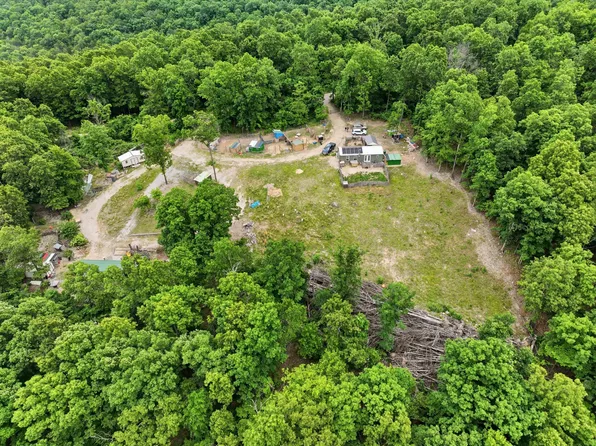 12 Flowstone Lane, Gainesville, MO 65655