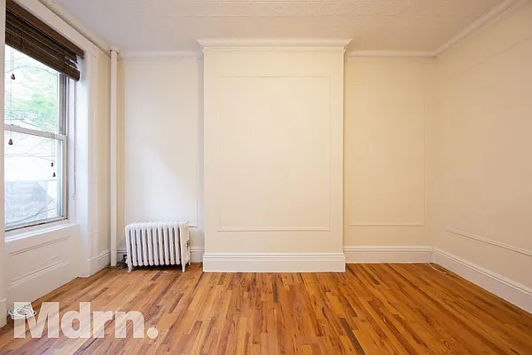 Rented by Mdrn Residential | media 3