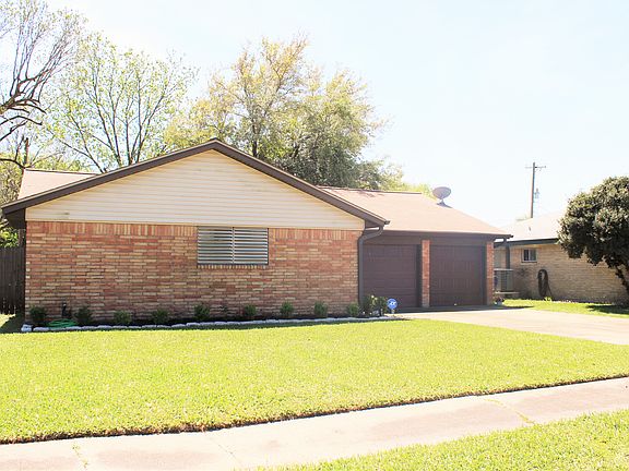 5th image of 2729 3rd Ave N