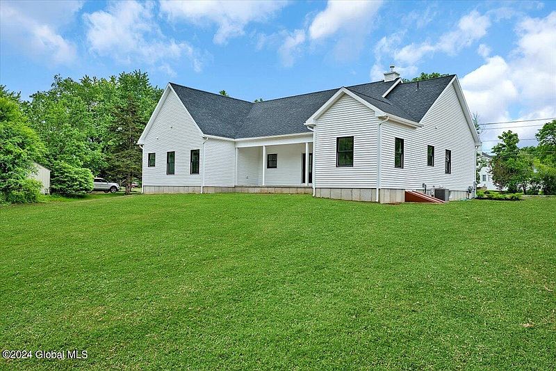 4th image of 145A Bozenkill Road