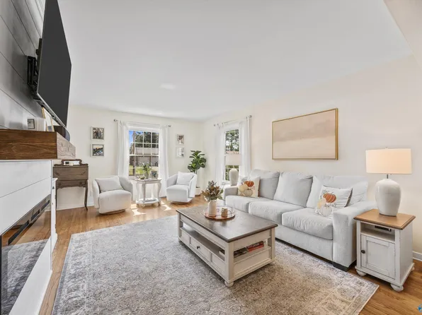 1009 Riviera Ave SE, Huntsville, AL 35802