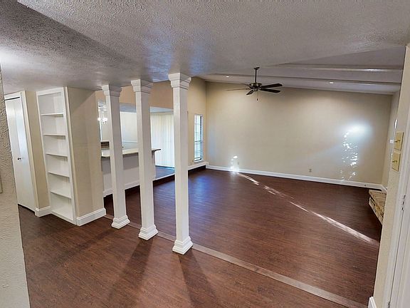 4th image of 4212 Sweetgum Way