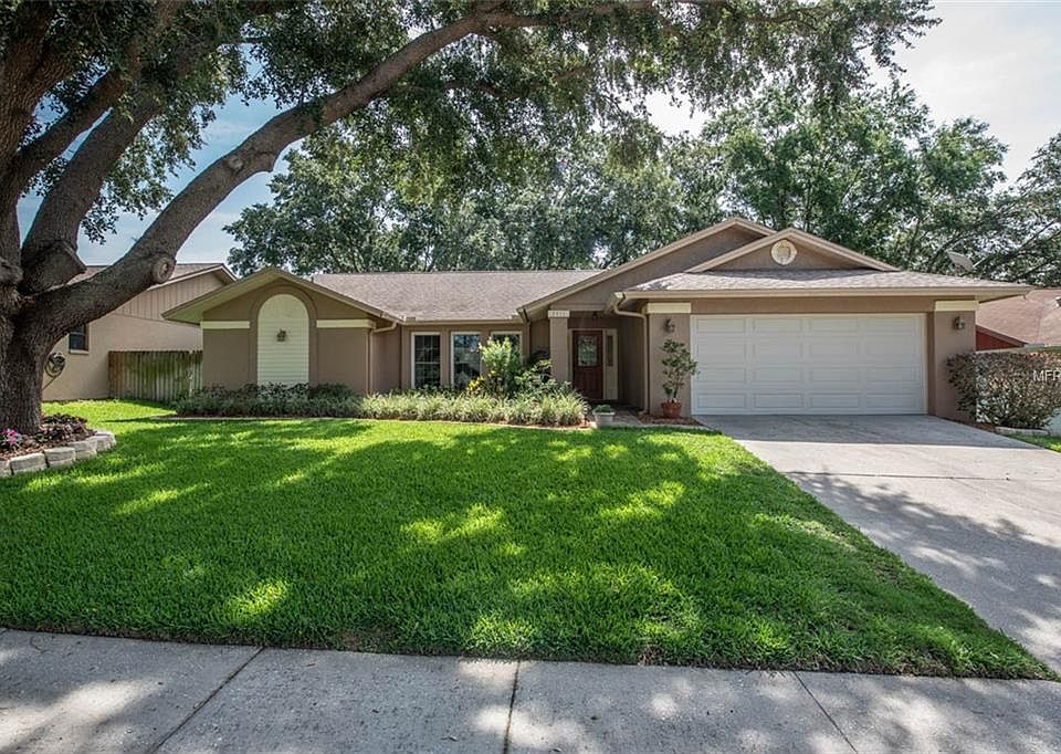 1st image of 2611 Sablewood Dr