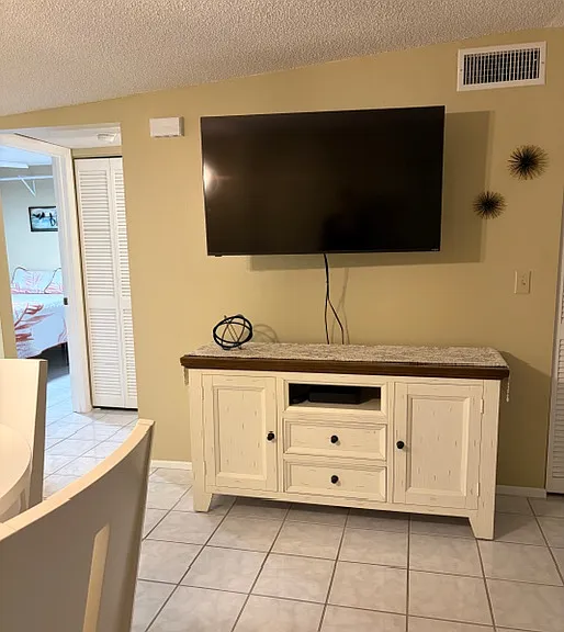 927 Capri Isles Blvd — Photo 10