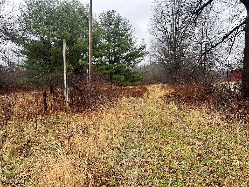 2nd image of 411 Struthers Coitsville Rd