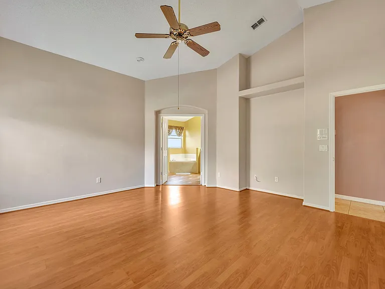 3136 Crystal Creek Blvd — Photo 25