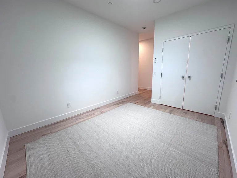 44 Warren St #308 — Photo 4