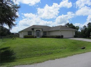 802 5th Ave, Lehigh Acres, FL 33972