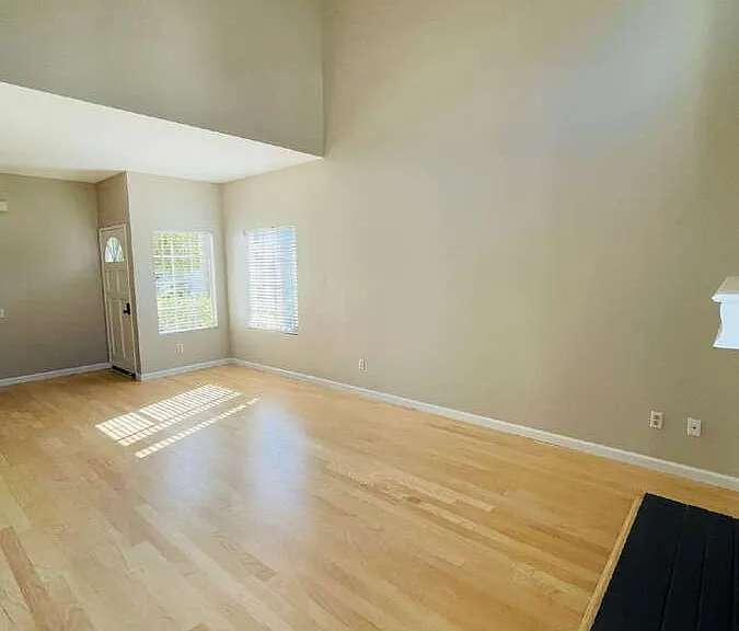 13631 Tiverton Rd — Photo 8