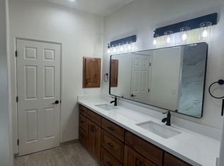1975 Loma Linda Dr, Wickenburg, AZ 85390