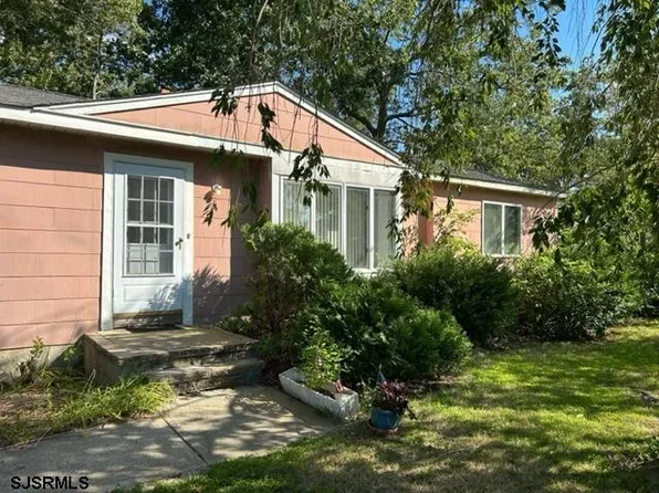 4 Fairview Dr, Egg Harbor Township, NJ 08234