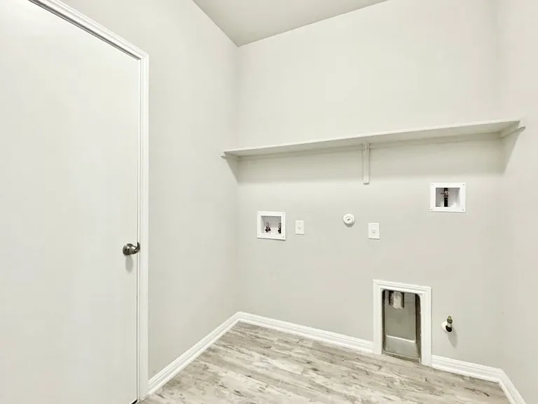 2721 Bridekirk Dr — Photo 23