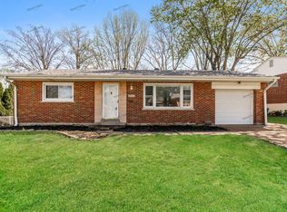 8404 Rockhaven Ln, Saint Louis, MO 63123