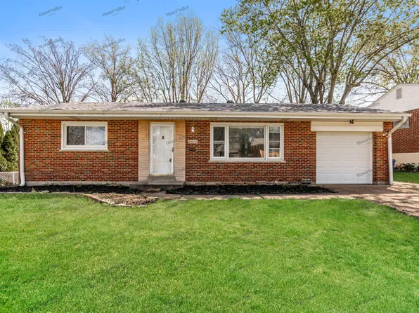 8404 Rockhaven Ln, Saint Louis, MO 63123