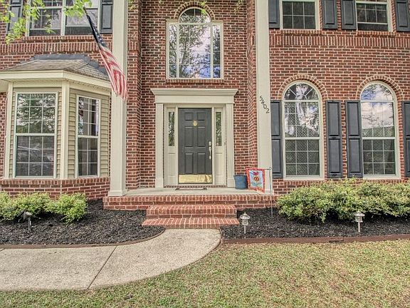 2nd image of 5402 Crosland Ct E