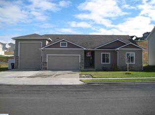 1480 SW Center St, Pullman, WA 99163