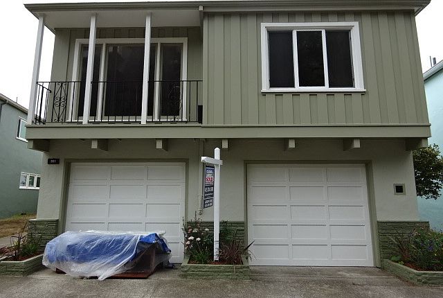 1st image of 301 Christopher Dr