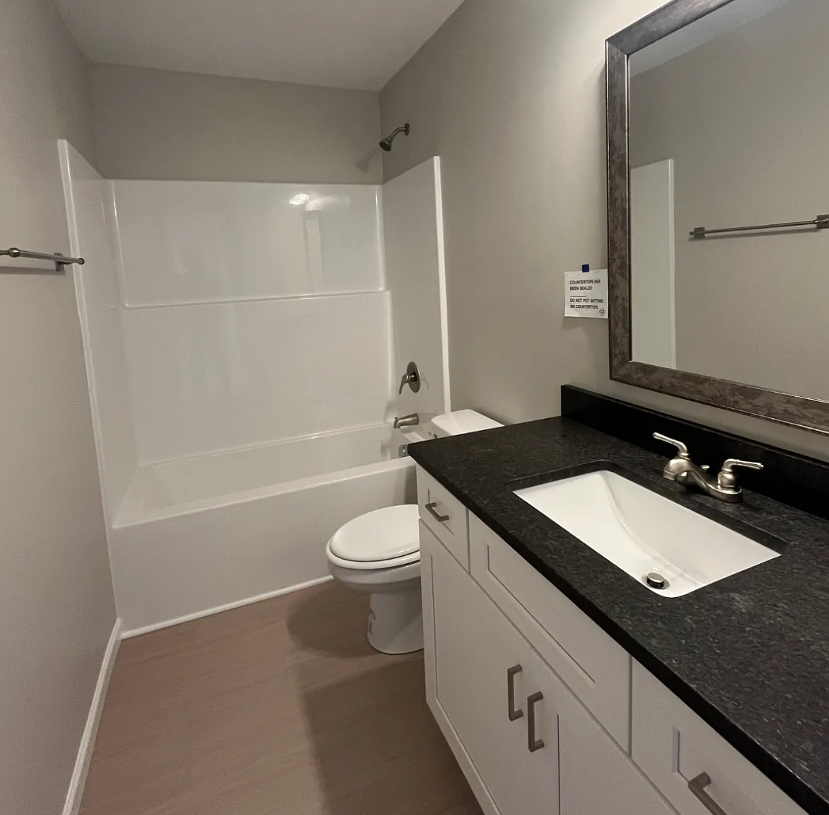 2 bed, $1,400 — Photo 4