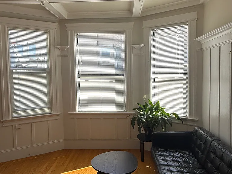1470 California St #7 — Photo 1
