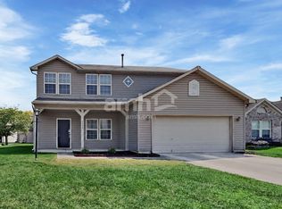 1355 Round Lake Rd, Greenwood, IN 46143