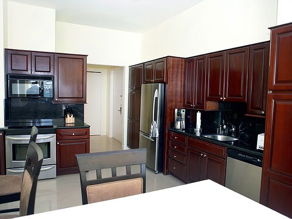 3rd image of 4040 Galt Ocean Dr #1101
