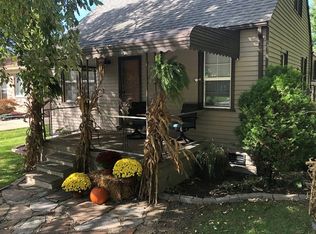 16025 Martin Rd, Roseville, MI 48066