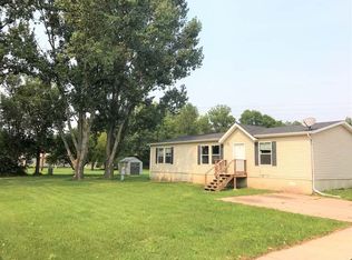 1007 1st Ave NE, Hazen, ND 58545