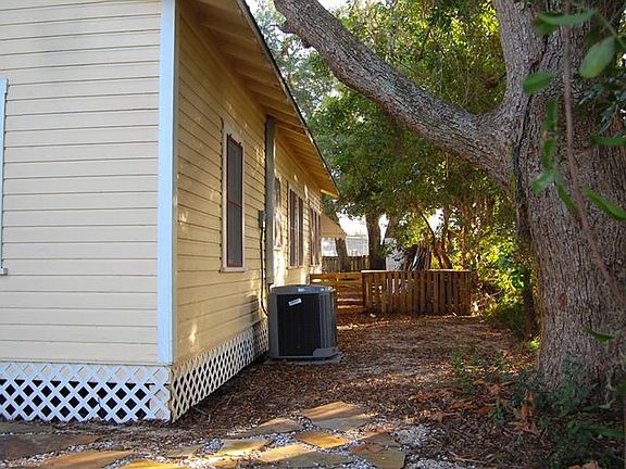 3rd image of 603 Meres Blvd