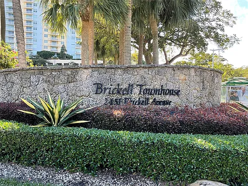 2451 Brickell Ave Photo 1