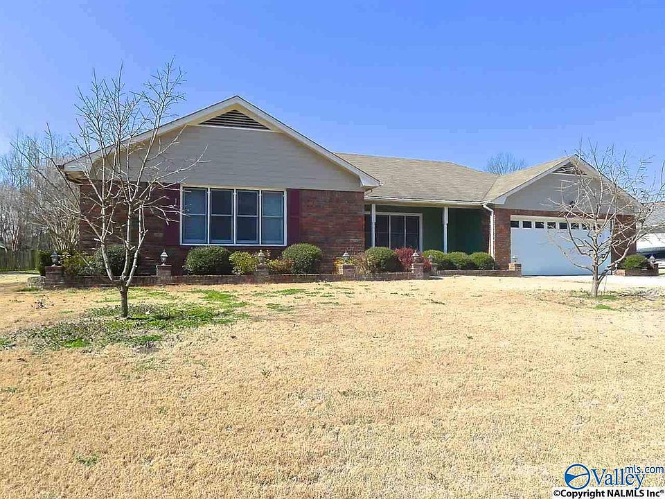 1st image of 14885 Clovercrest Dr SE