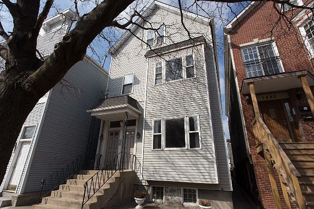 1st image of 1454 W School St APT 1R