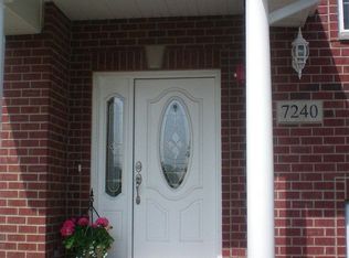 7240 W 83rd St, Bridgeview, IL 60455