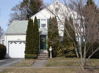 58 Sharon Rd, Stratford, CT 06614