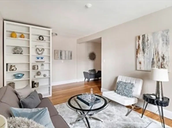 52 Strathmore Rd APT 25, Brighton, MA 02135