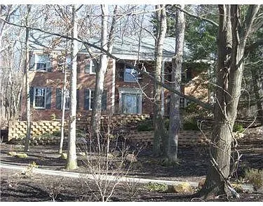 302 Wildberry Rd photo 1