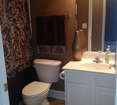 Private Full Bathroom