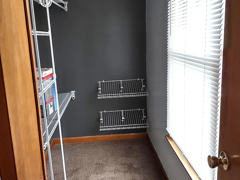 2208 Melrose Ln — Photo 13