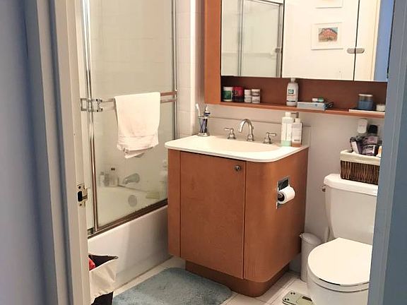5th image of 95 Worth St APT 6E