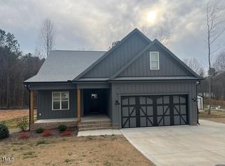 945 Lynch Rd, Selma, NC 27576