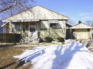 2258 S Scott St, Des Plaines, IL 60018