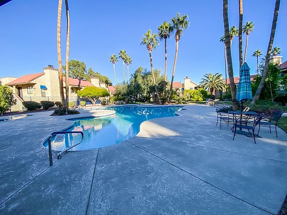 5th image of 4744 Obannon Dr APT C