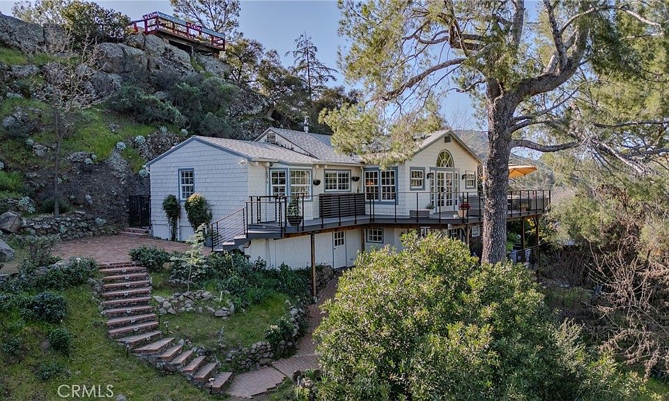 1st image of 29068 Lake Dr