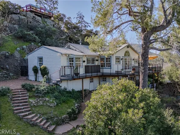 29068 Lake Dr, Agoura Hills, CA 91301