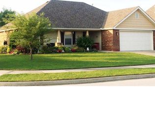 1521 Pheasant Cir, Claremore, OK 74019