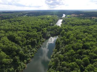 111 Kathleen Rd, Du Quoin, IL 62832