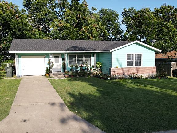 2nd image of 1901 S 33rd St