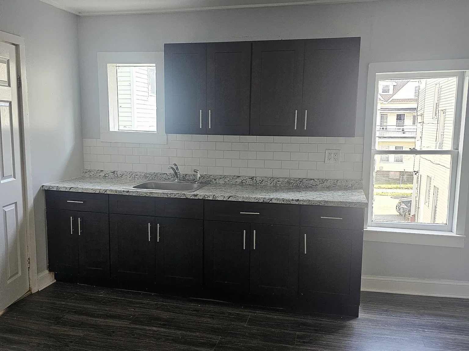 1087 Kossuth St — Photo 3