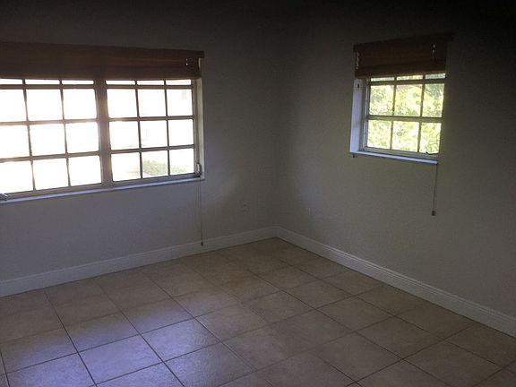 2nd image of 8550 SW 109th Ave APT 212