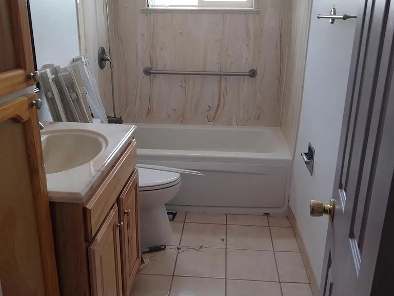807 Franklin St — Photo 4